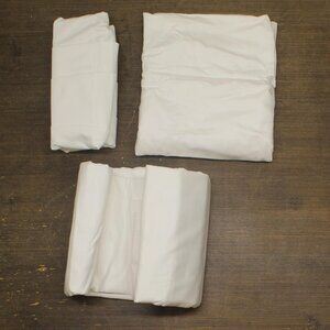 Fairfield Square Brookline 1400 Thread Count 6-Piece Sheet Set White Queen